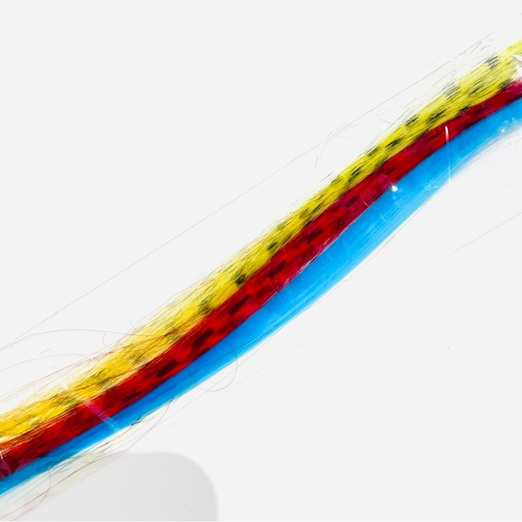 NWT Blue, Red & Yellow Spotted Feather Clip in Hair Extension - Picture 2 of 4